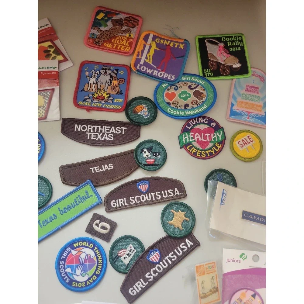 Mixed lot Vtg to New Girls Scout Patches badges accessories